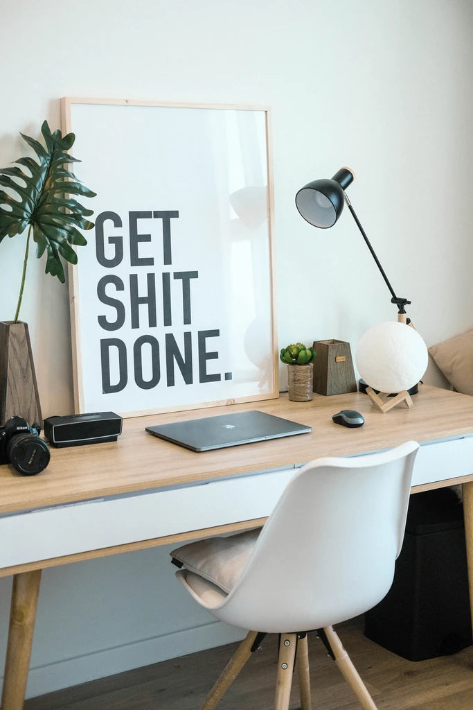 Phytoncide Oils in the Workplace: Boosting Productivity Naturally